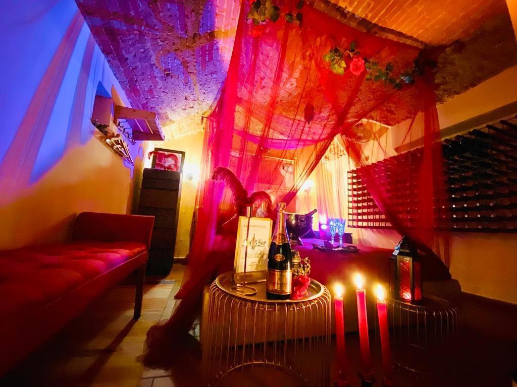Florence Red Impression - In The City Center ภายนอก รูปภาพ